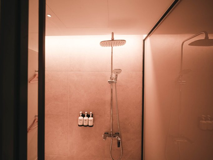 Bathroom 5