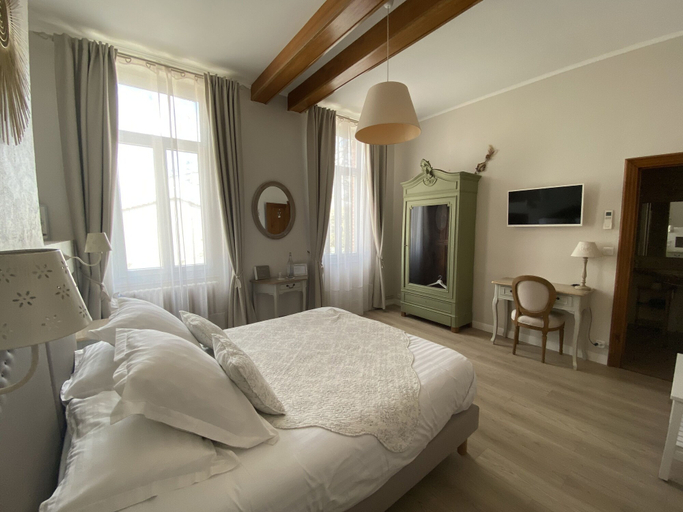 Bedroom 2, La Maison du Poëlon, Haute-Garonne