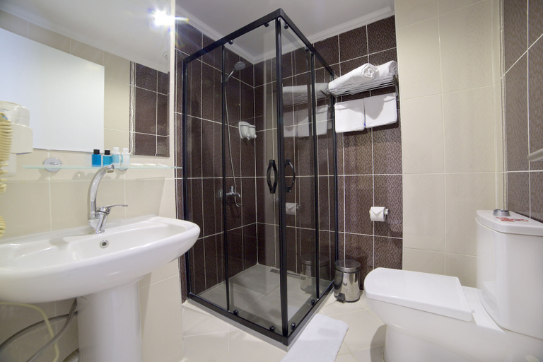 Bathroom 5, Villa Vanilla Hotel, Pendik