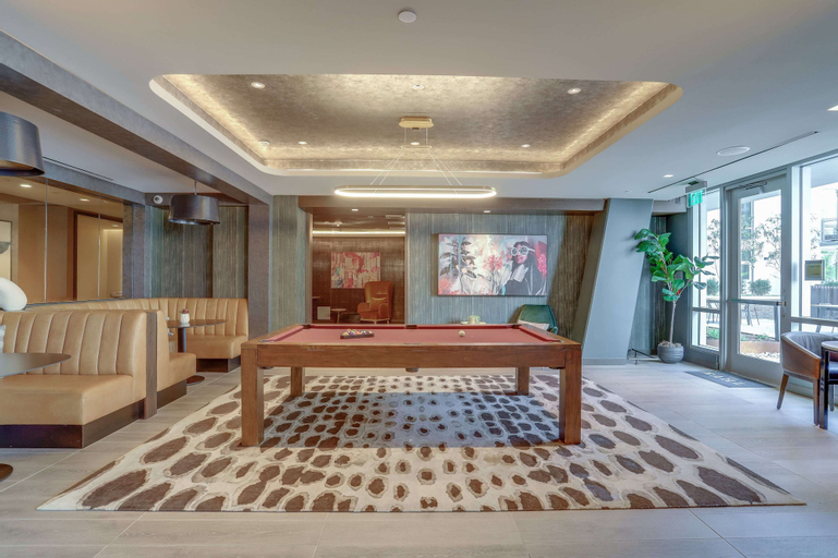Elegant condo Clarendon with great view, Arlington