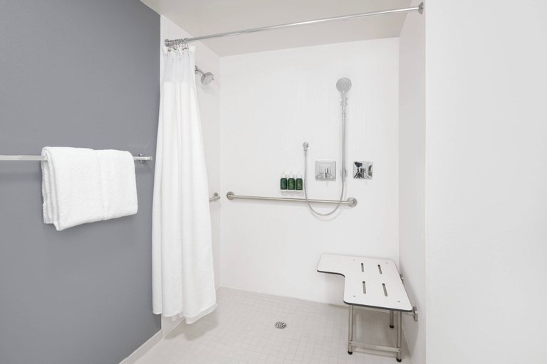 Bathroom 3, Courtyard By Marriott Augusta, Richmond