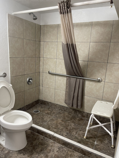 Bathroom 4, REGAL 8 INN & SUITES, Logan