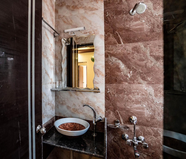 Bathroom 4