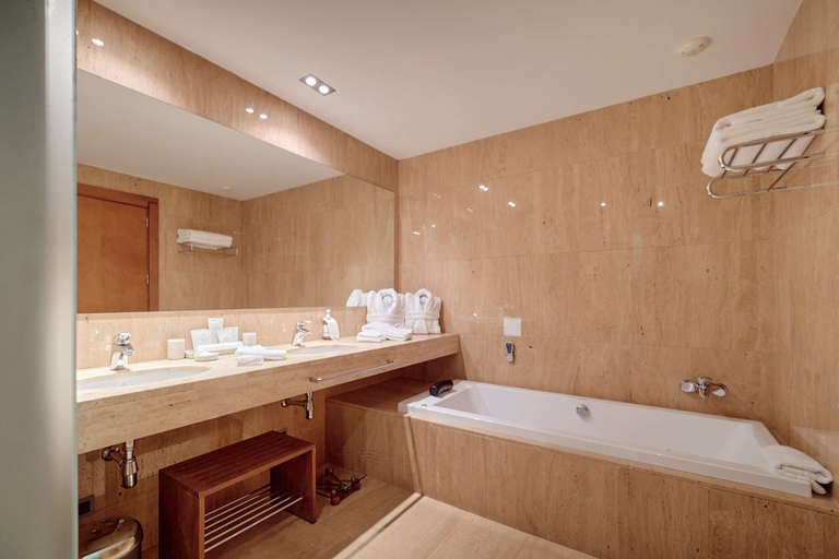 Bathroom 5, Andorra Park Hotel
