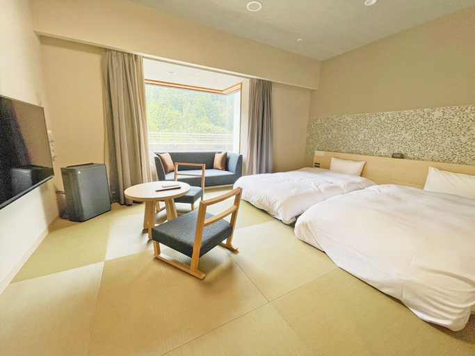 Bedroom 3, Grandvriohotel Unazukionsen, Kurobe