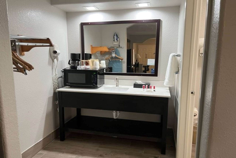 Bathroom 3