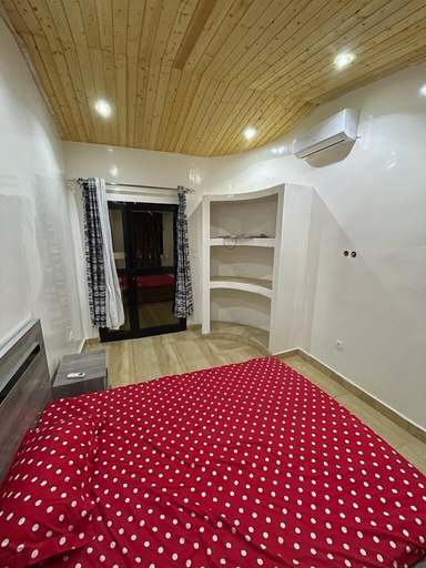 Bedroom 4, Résidence BANA, Mbour