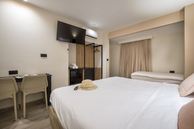Bedroom 2, Sahara Hotel Eilat