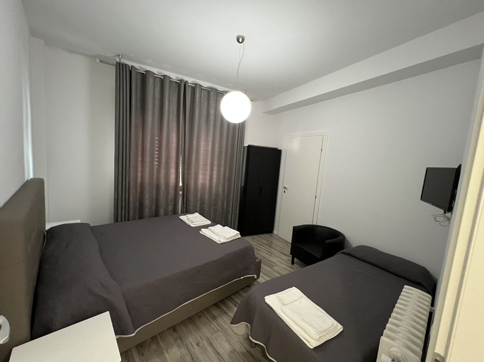 Bedroom 26