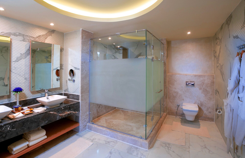 Bathroom 5, Pickalbatros Palace Hurghada - All inclusive, Al-Ghurdaqah