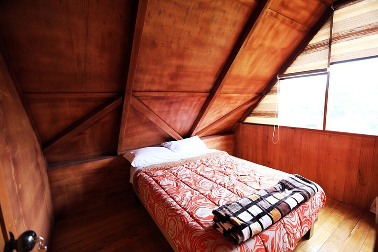Bedroom 2, Basecamp SENDERO DE VOLCANES, Mejía