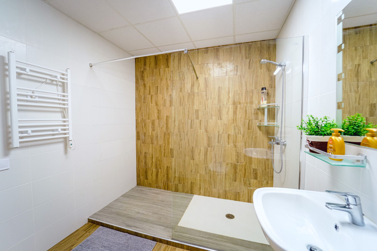 Bathroom, S5 ABC Apartahotel en Valencia, Valencia
