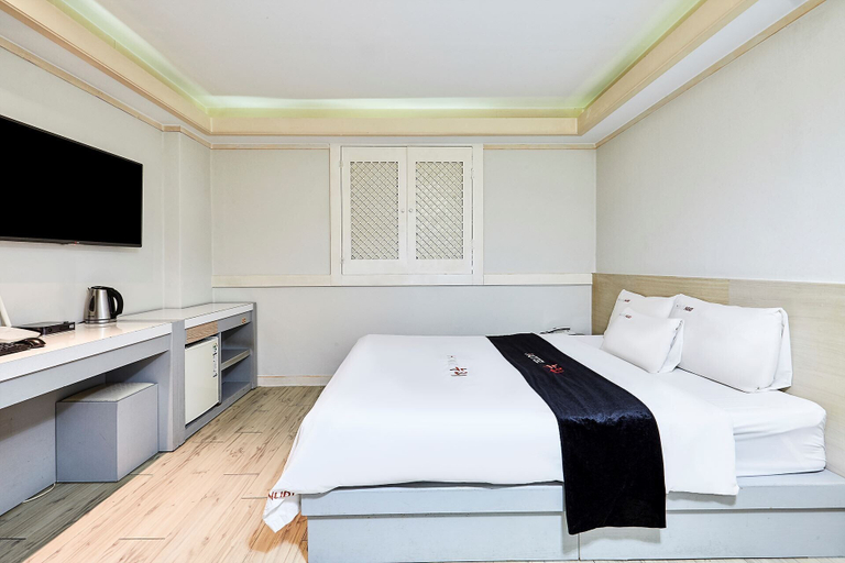 Bedroom 3, Hotel Nuri, Pyeongtaek