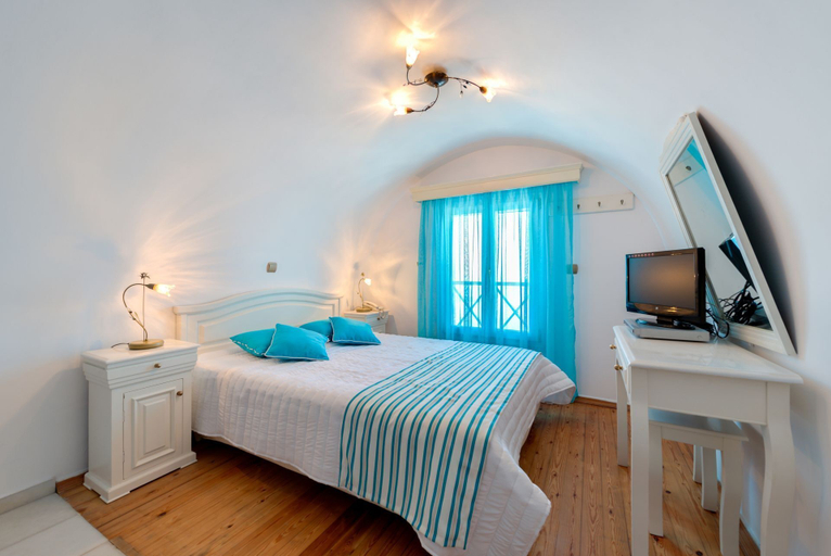 Bedroom 5, Ellinon Thea Boutique Hotel, South Aegean