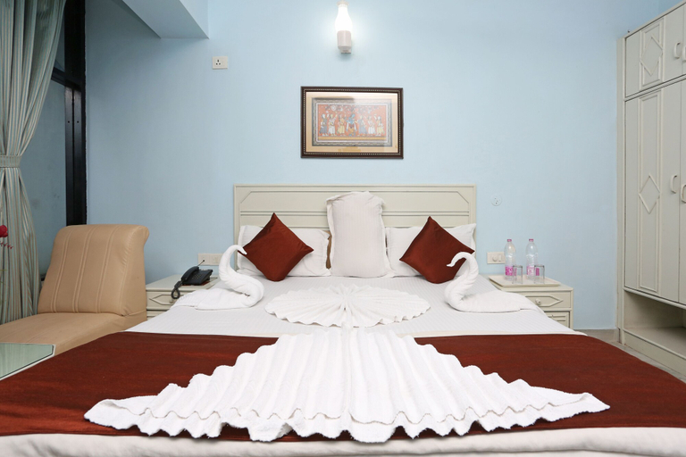 Bedroom 3, Hotel Niladri, Puri