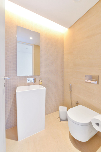 Bathroom 4, Luxurious 3BR w maidroom in BLUEWATERS, Dubai