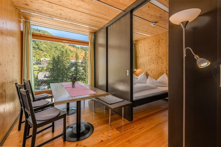 Bedroom 2, Holzboxen Planneralm, Liezen