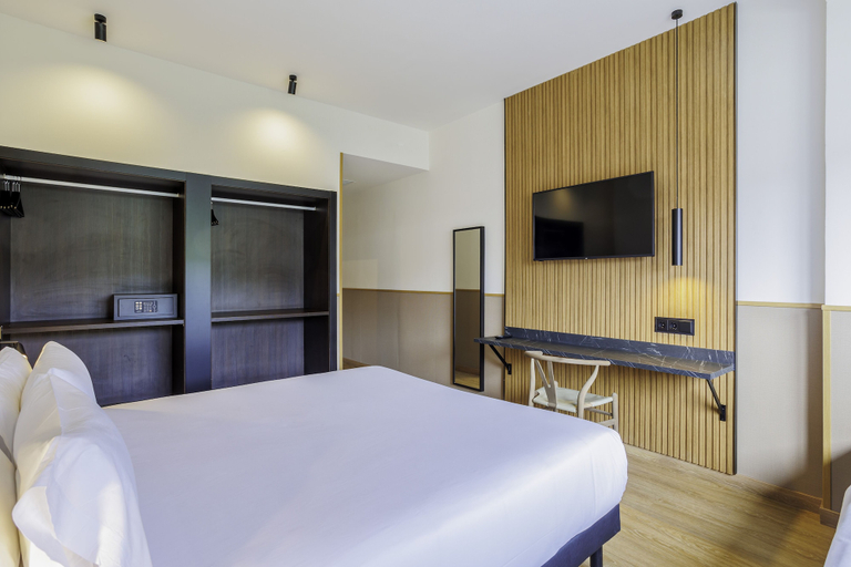 Bedroom 3, Hotel Acta Madfor, Madrid
