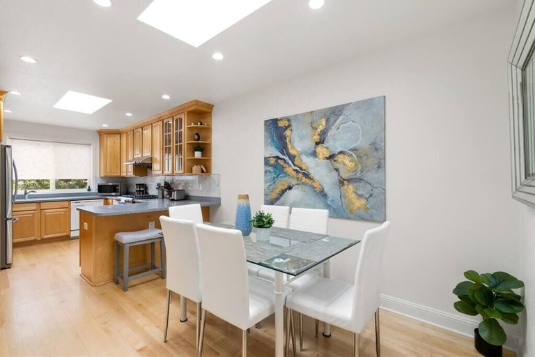 Others 3, Stunning 2 Bedroom 1 Bath Home near BART, San Mateo