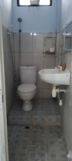Bathroom 3, Hans Yoga Homestay, Lombok