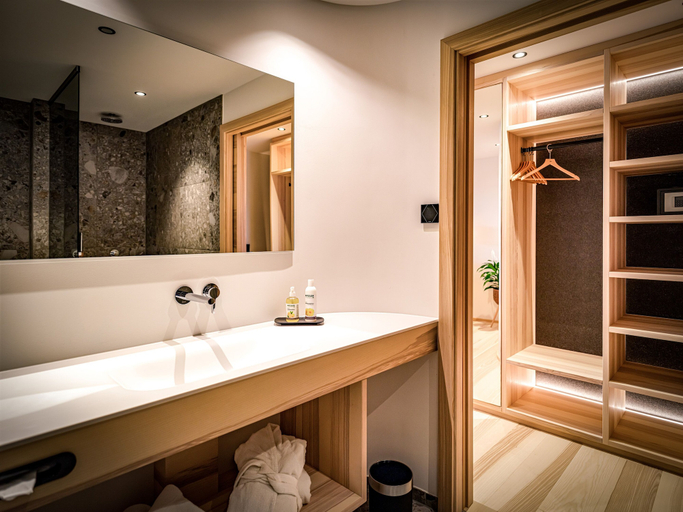 Bathroom 3, HAUSEREI Design & Kräuterhotel - ADULTS ONLY, Reutte