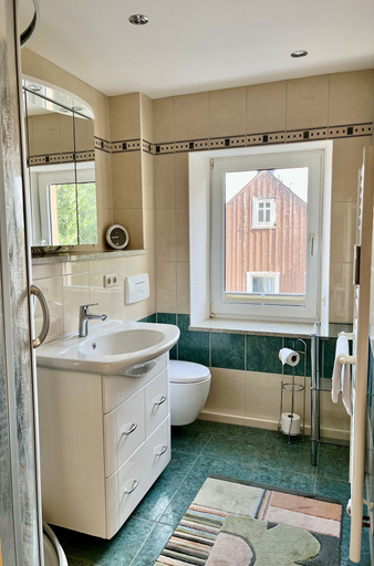Bathroom 4, Landhaus-Chalet-Keilberger Blick, Erzgebirgskreis