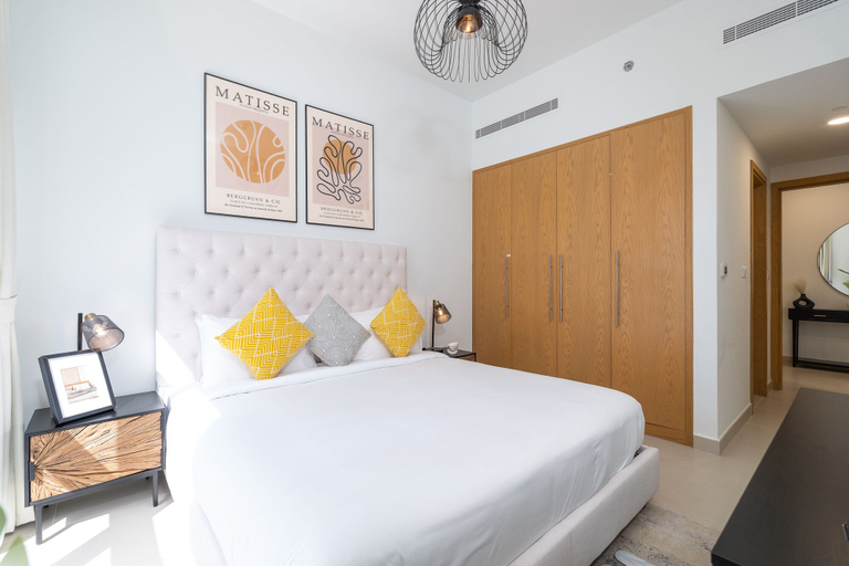Room 3, Downtown - Bellevue Towers, Dubai