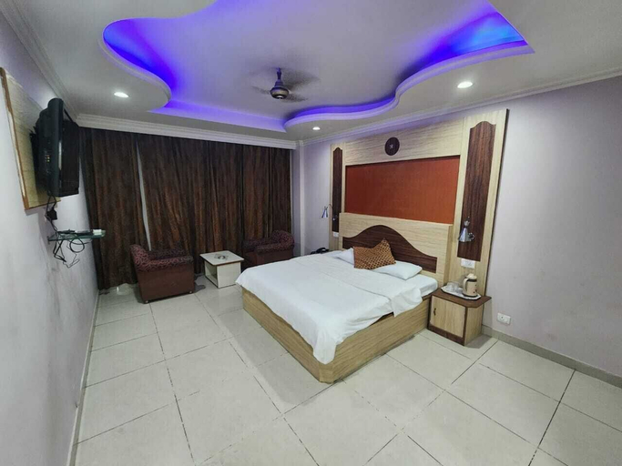 Bedroom 4, Hotel Meridian Palace, Jammu