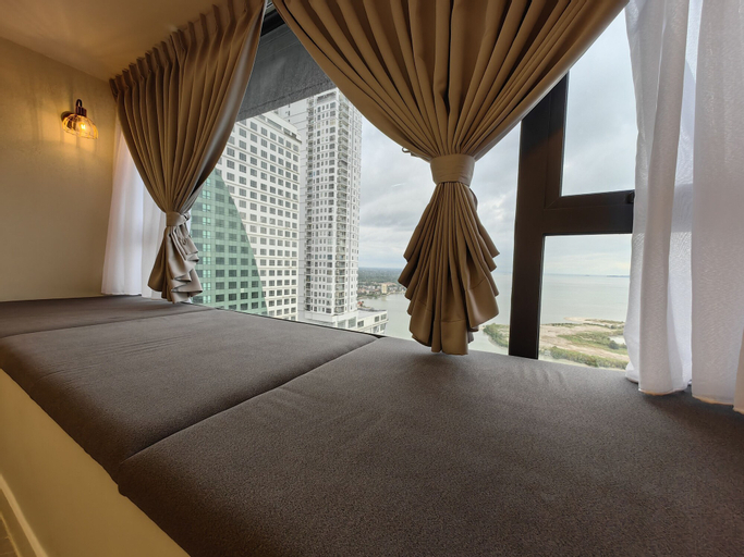 Bedroom 13