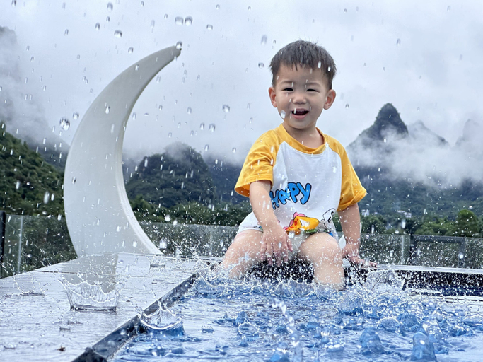 Sport & Beauty 3, Yangshuo Fairyland Hotel, Guilin