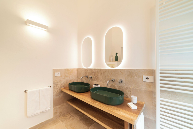 Bathroom 5, Masseria San Nicola Savelletri - B&B, Brindisi