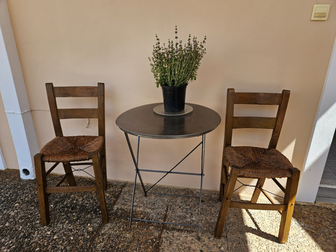 Others 5, Villa clotho, Attica