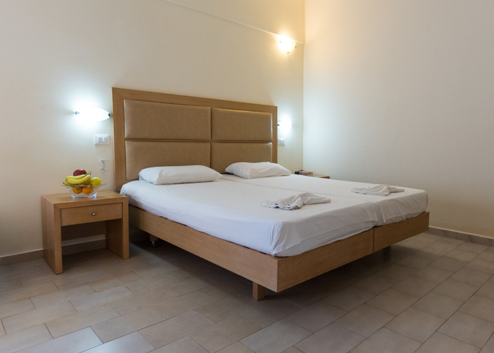 Bedroom 5, Amaryllis Front Beach Hotel, South Aegean
