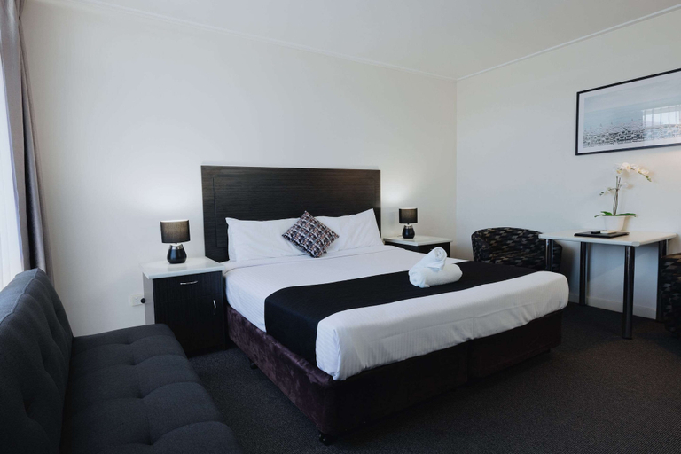 Bedroom 3, Comfort Inn Traralgon, Latrobe - Traralgon