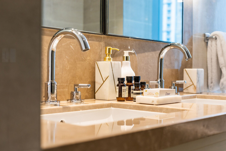 Bathroom 4, EDEN'S Homes & Villas - Opera Grand, Dubai