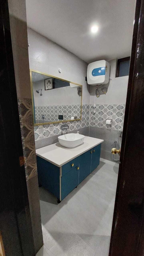 Bathroom, The Himalayan Deodar, Tehri Garhwal