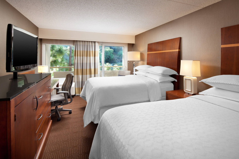 Bedroom 3, Sheraton Agoura Hills Hotel, Los Angeles