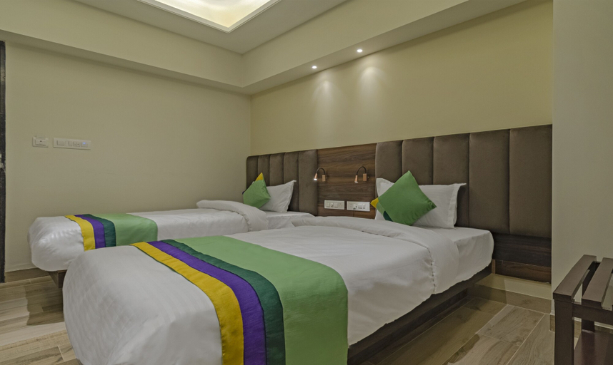 Bedroom 4, Treebo Pink City Grand, Jaipur
