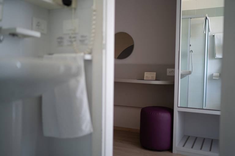 Bathroom 5, Hotel Smeraldo, Udine