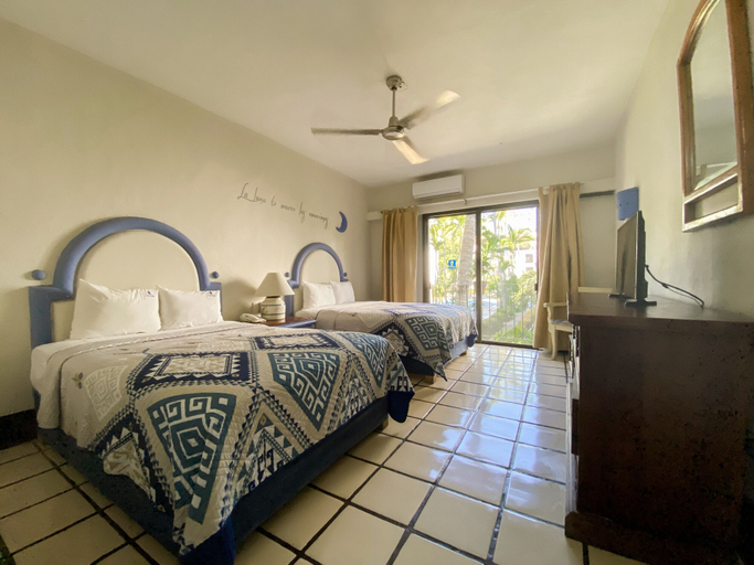 Bedroom 3, Puerto de Luna Pet Friendly & Family Suites Hotel, Puerto Vallarta