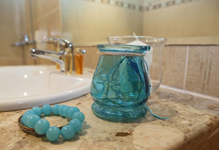 Bathroom 4, Parva linia adres Regina mare Tsarevo, Tsarevo