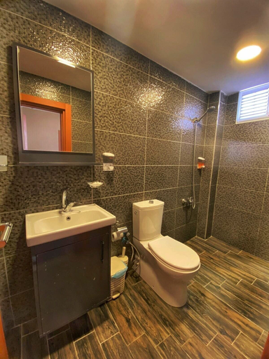 Bathroom 5, Ulubat Castle Hotel, Fatih