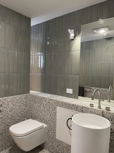 Bathroom 7