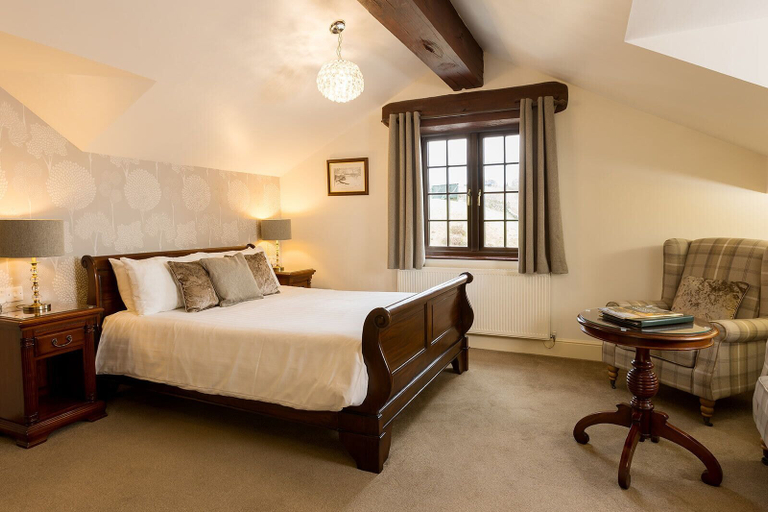 Bedroom 2, Pack Horse Inn, Derbyshire