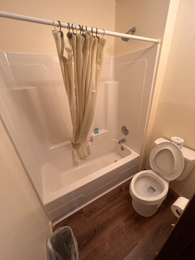 Bathroom 4, Countryside Inn, Warren