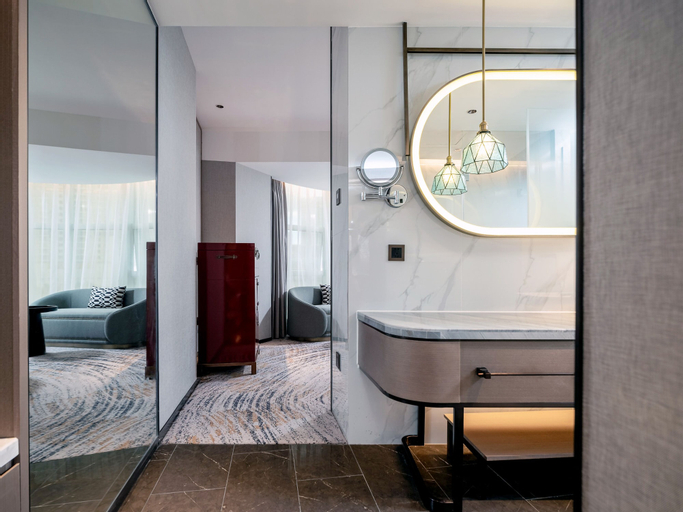 Bedroom 27