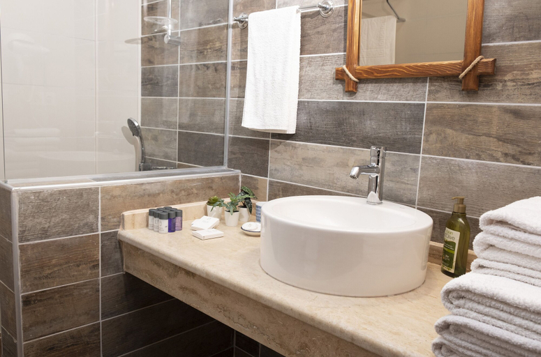 Bathroom 5, Salkım Butik Otel, Gökçeada