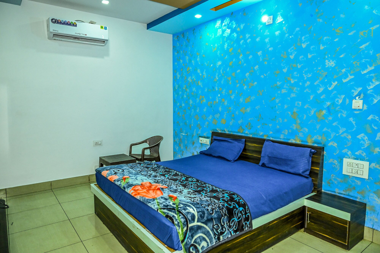 Bedroom 5, Hotel Blues Inn, Bikaner