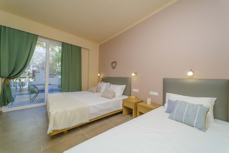 Bedroom 4, Amaryllis Front Beach Hotel, South Aegean