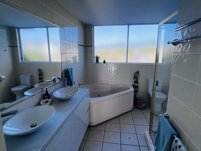 Bathroom 5, Aquarius Resort, Maroochy - Mooloolaba